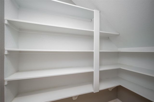 1826 Ryon Falls Drive, Richmond, TX 77469