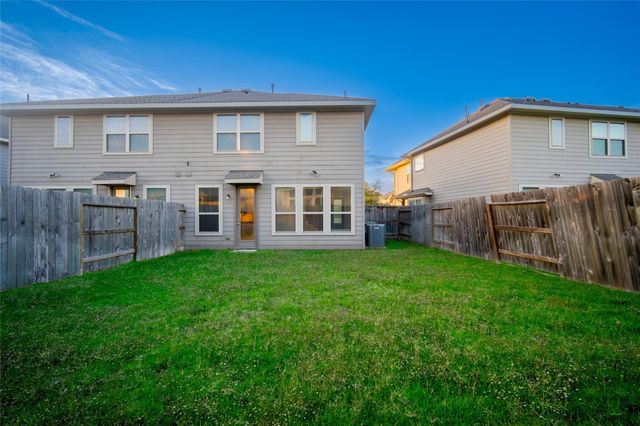 1826 Ryon Falls Drive, Richmond, TX 77469