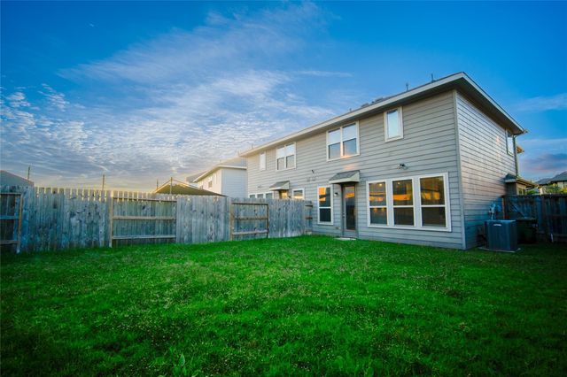 1826 Ryon Falls Drive, Richmond, TX 77469