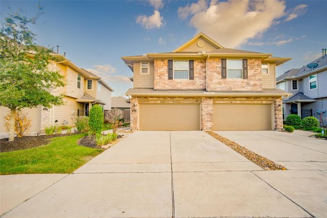 1826 Ryon Falls Drive, Richmond, TX 77469
