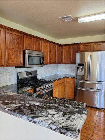 312 Sweet Leaf LN, Pflugerville, TX 78660