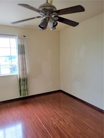 312 Sweet Leaf LN, Pflugerville, TX 78660