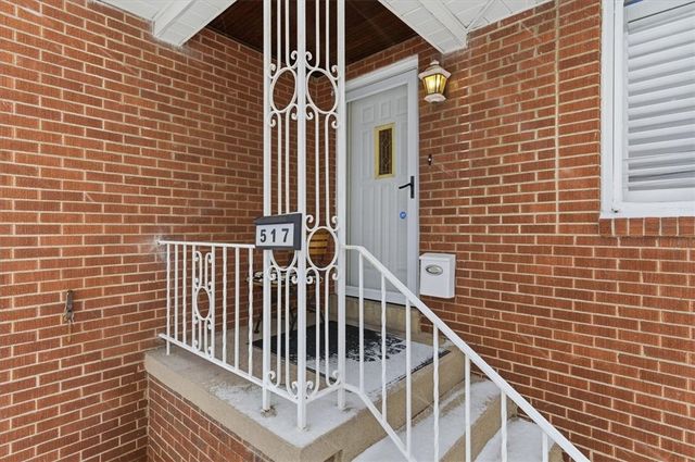 517 Brierly Ln, Munhall, PA 15120