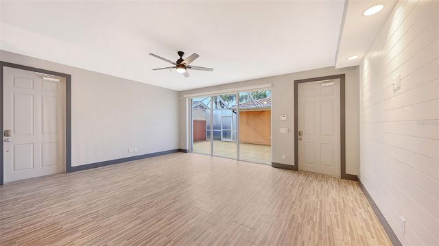 1586 DORGALI DRIVE, Sarasota, FL 34238