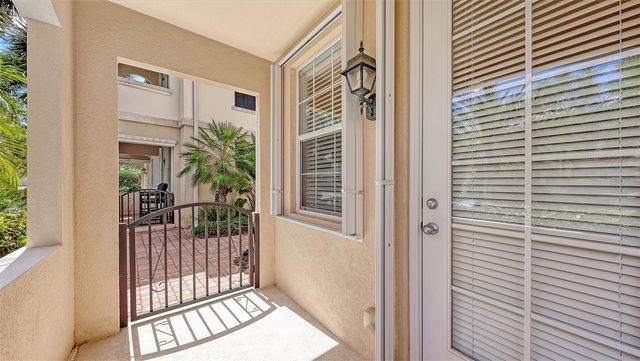 1586 DORGALI DRIVE, Sarasota, FL 34238
