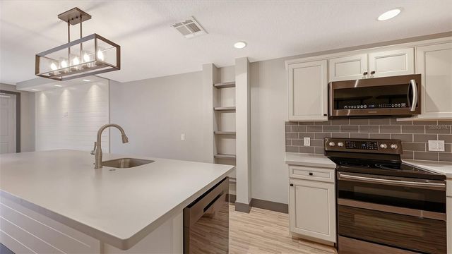 1586 DORGALI DRIVE, Sarasota, FL 34238
