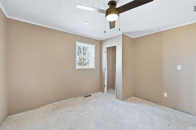 372 E 1150 S, Kokomo, IN 46901