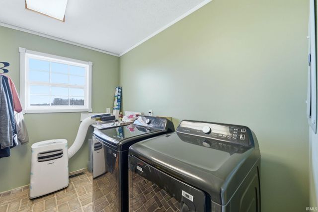 372 E 1150 S, Kokomo, IN 46901