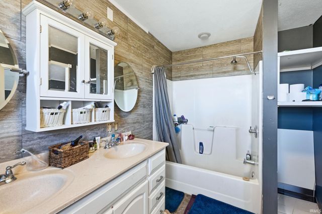 372 E 1150 S, Kokomo, IN 46901