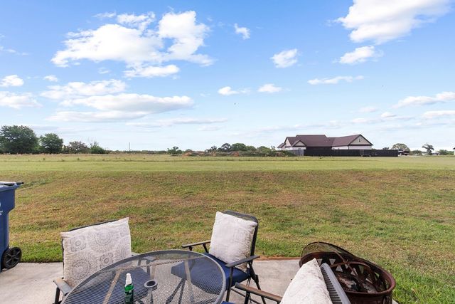102 Weeping Willow Trail, Headland, AL 36345