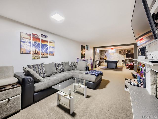 385 Main Street, Broomfield, CO 80020