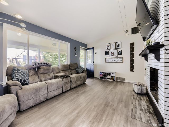 385 Main Street, Broomfield, CO 80020
