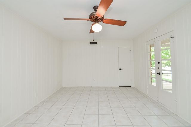 9817 Cedardale Drive, Houston, TX 77055