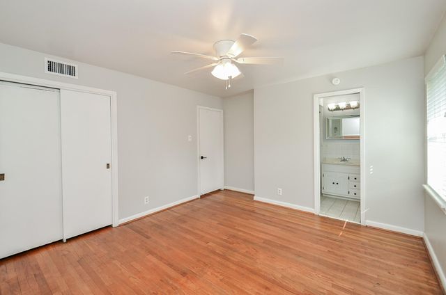 9817 Cedardale Drive, Houston, TX 77055