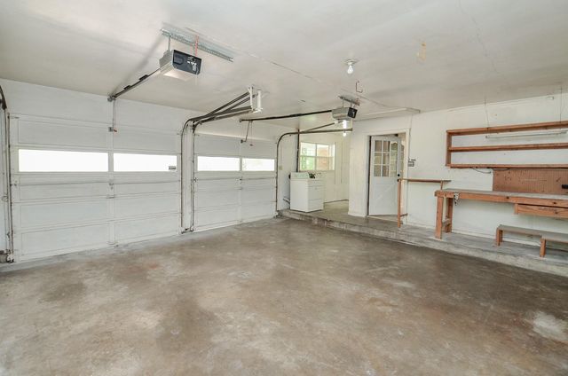 9817 Cedardale Drive, Houston, TX 77055