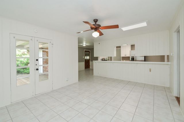 9817 Cedardale Drive, Houston, TX 77055