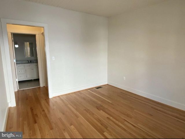 19 BRANCH LN E, Baltimore, MD 21202