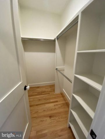 19 BRANCH LN E, Baltimore, MD 21202