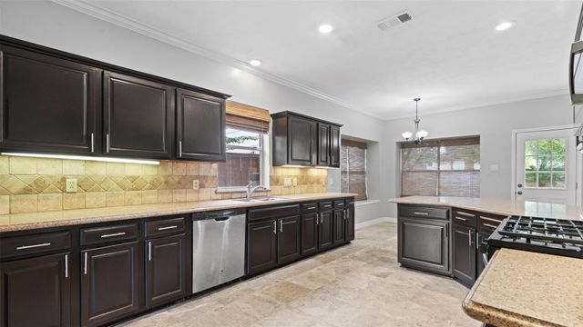 16539 Battlecreek Drive, Houston, TX 77095