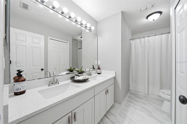 13425 EARLY FROST CIRCLE, Orlando, FL 32828