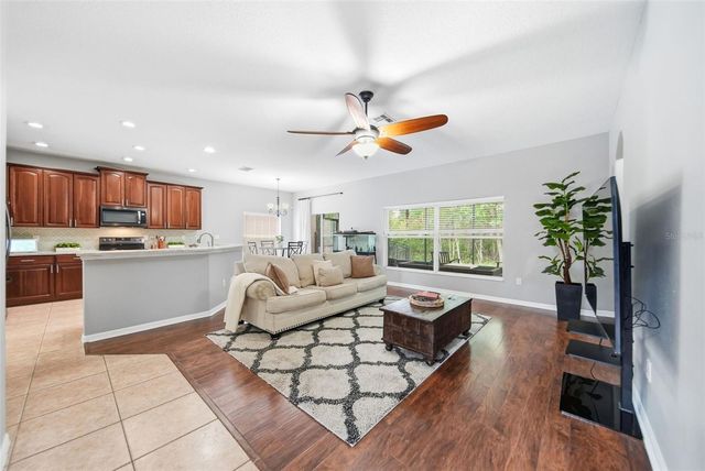 13425 EARLY FROST CIRCLE, Orlando, FL 32828