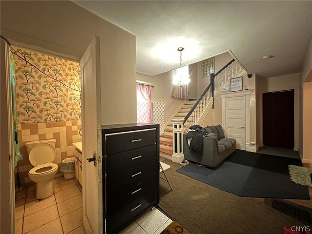 4519 South Salina Street, Syracuse, NY 13205