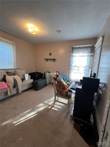 4519 South Salina Street, Syracuse, NY 13205