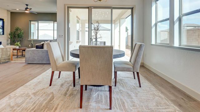 1675 N Blackwood Avenue, Clovis, CA 93619