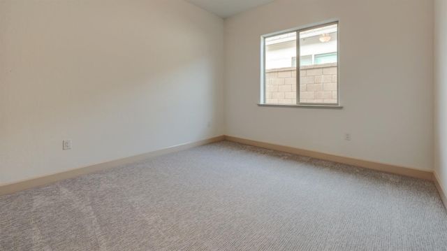 1675 N Blackwood Avenue, Clovis, CA 93619