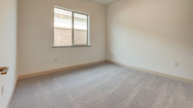 1675 N Blackwood Avenue, Clovis, CA 93619