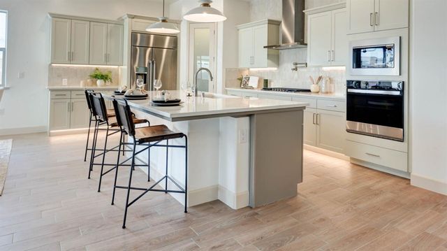 1675 N Blackwood Avenue, Clovis, CA 93619