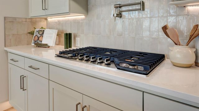 1675 N Blackwood Avenue, Clovis, CA 93619