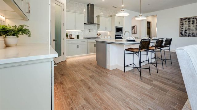 1675 N Blackwood Avenue, Clovis, CA 93619