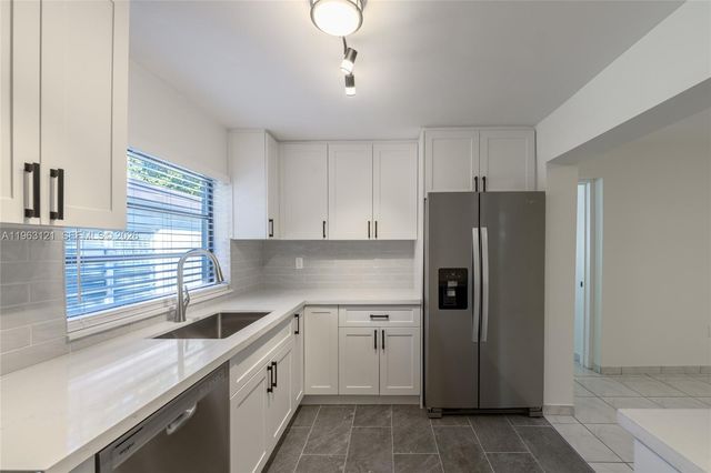 1631 SW 21st Street, Miami, FL 33145
