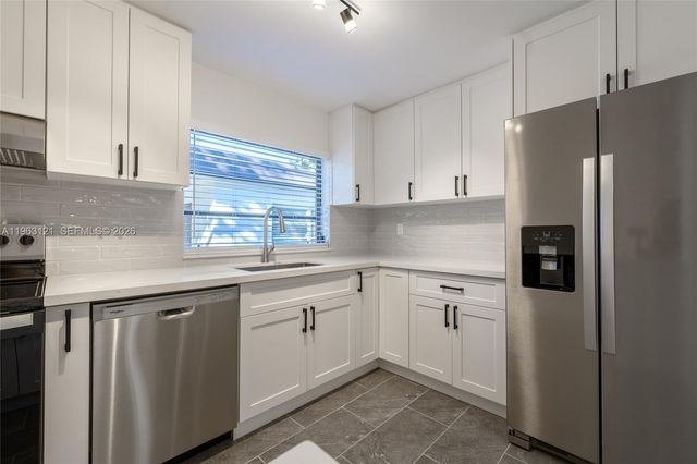 1631 SW 21st Street, Miami, FL 33145