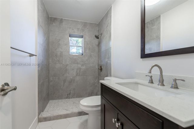 1631 SW 21st Street, Miami, FL 33145