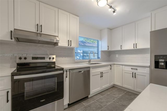 1631 SW 21st Street, Miami, FL 33145