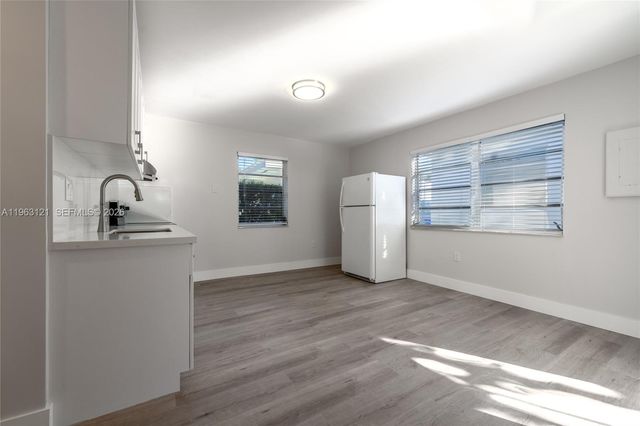 1631 SW 21st Street, Miami, FL 33145
