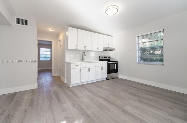 1631 SW 21st Street, Miami, FL 33145