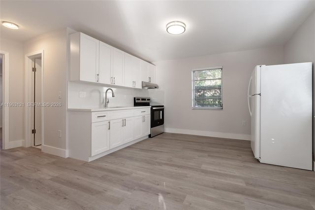 1631 SW 21st Street, Miami, FL 33145