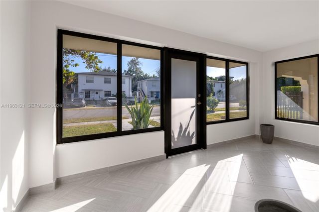 1631 SW 21st Street, Miami, FL 33145