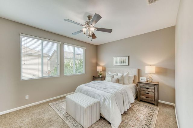 3037 Roche Lane, Clovis, CA 93619