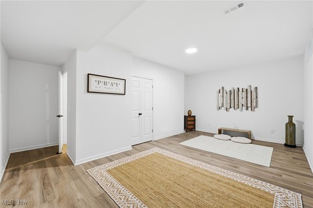 33452 St Marie Court, Avon, OH 44011