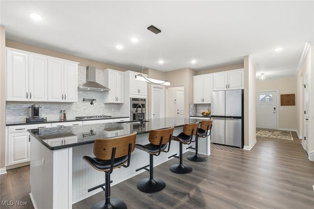 33452 St Marie Court, Avon, OH 44011