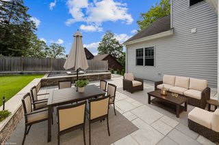 5 Peach Orchard Hill, Plainville, CT 06062