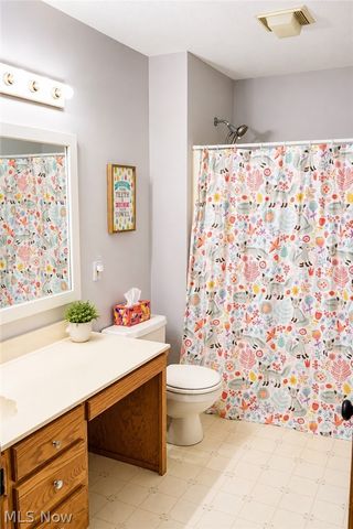 356 Carol Way, Wadsworth, OH 44281