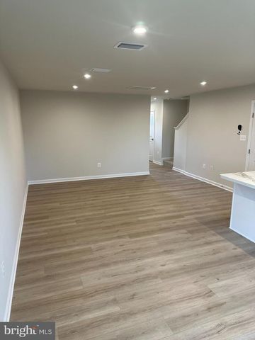 645 LAURELWOOD CIR, Winchester, VA 22601