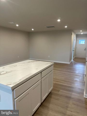 645 LAURELWOOD CIR, Winchester, VA 22601