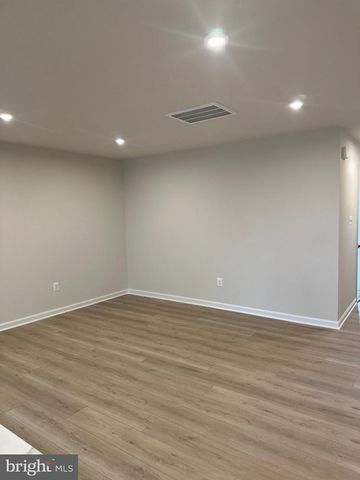 645 LAURELWOOD CIR, Winchester, VA 22601