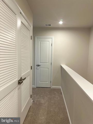 645 LAURELWOOD CIR, Winchester, VA 22601